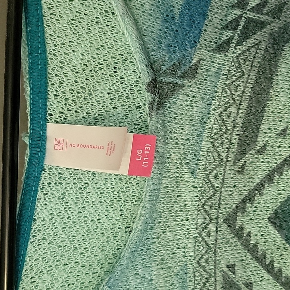 Womens/Juniors  no boundaries green light weight large hoodie - Picture 2 of 5